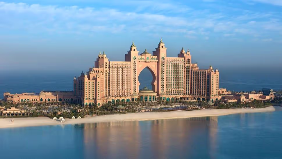 Atlantis The Palm - Smart Movers