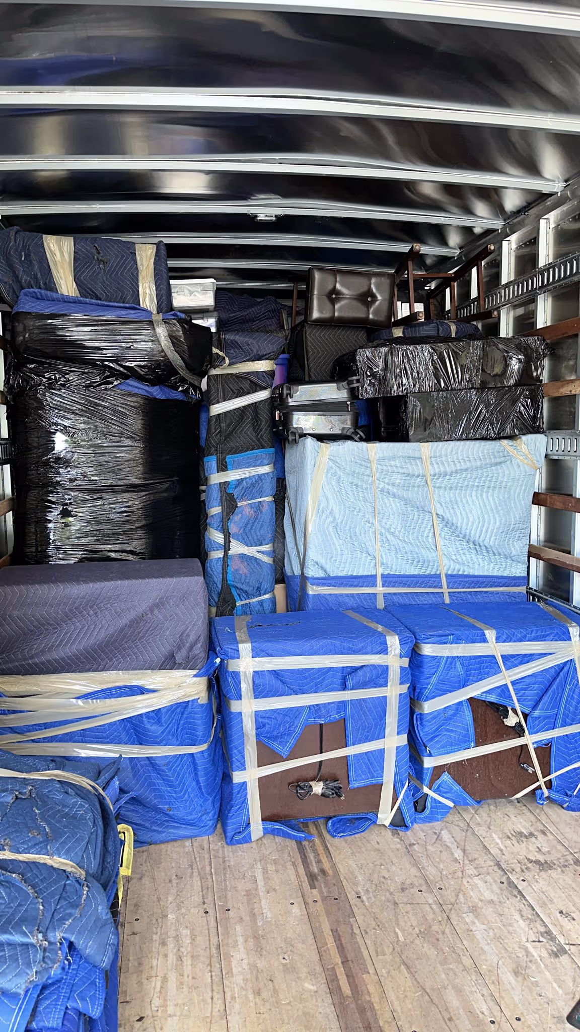 Dubai’s Buzzing Business Spot - Smart Movers Dubai