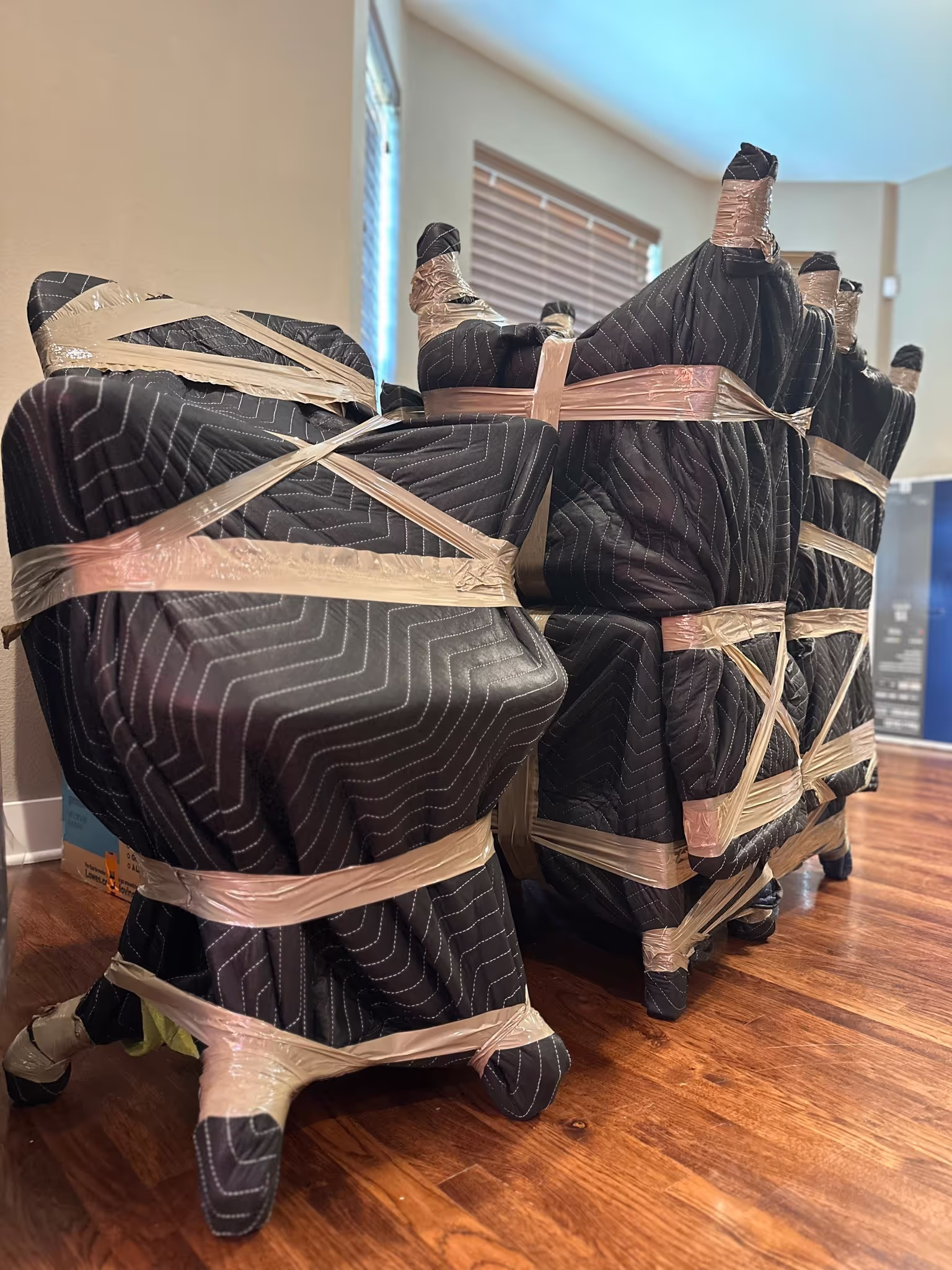 Boxes and Supplies in Dubai